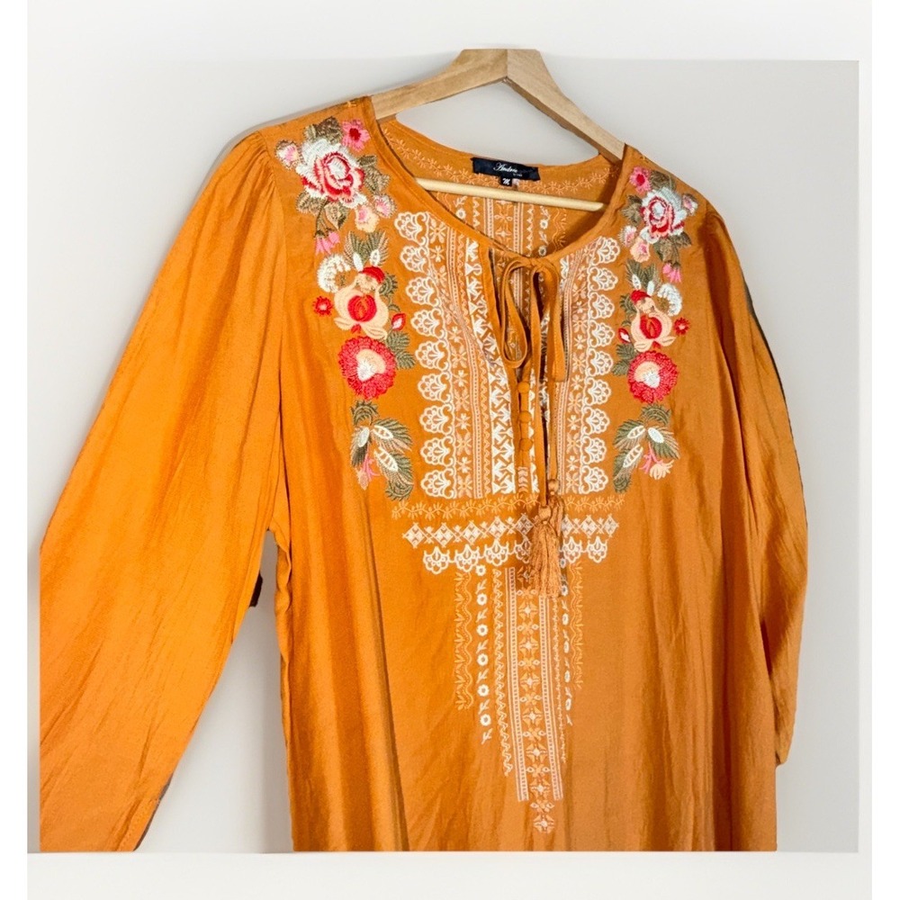 Andree by Unit Embroidered Artsy Boho Blouse Tunic Top Floral Size M Orange - Picture 2 of 5